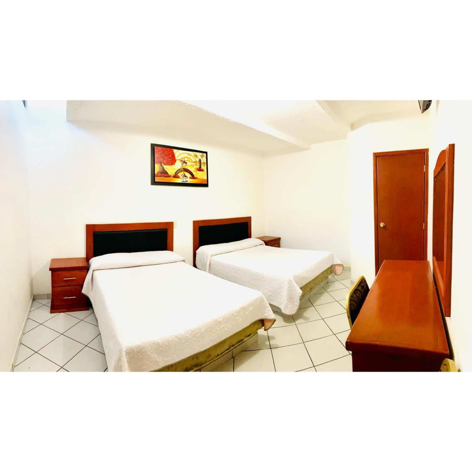Hotel En Guadalajara Posada Mi Rey Kültér fotó